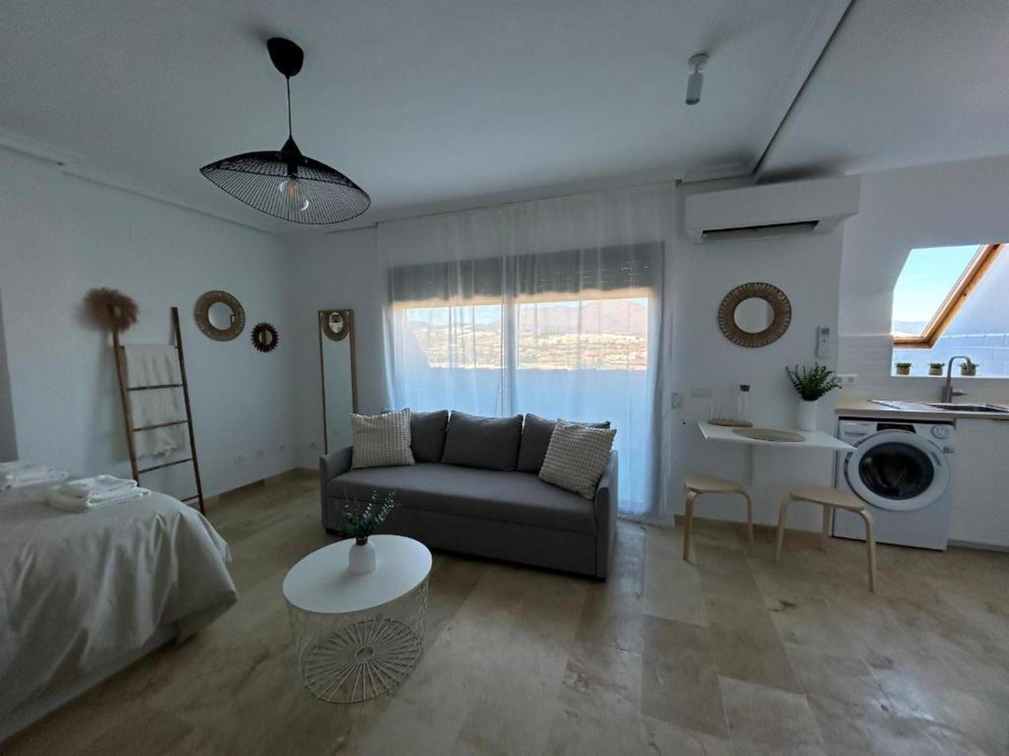Estudio San Luis De Sabinillas Ngoại thất bức ảnh